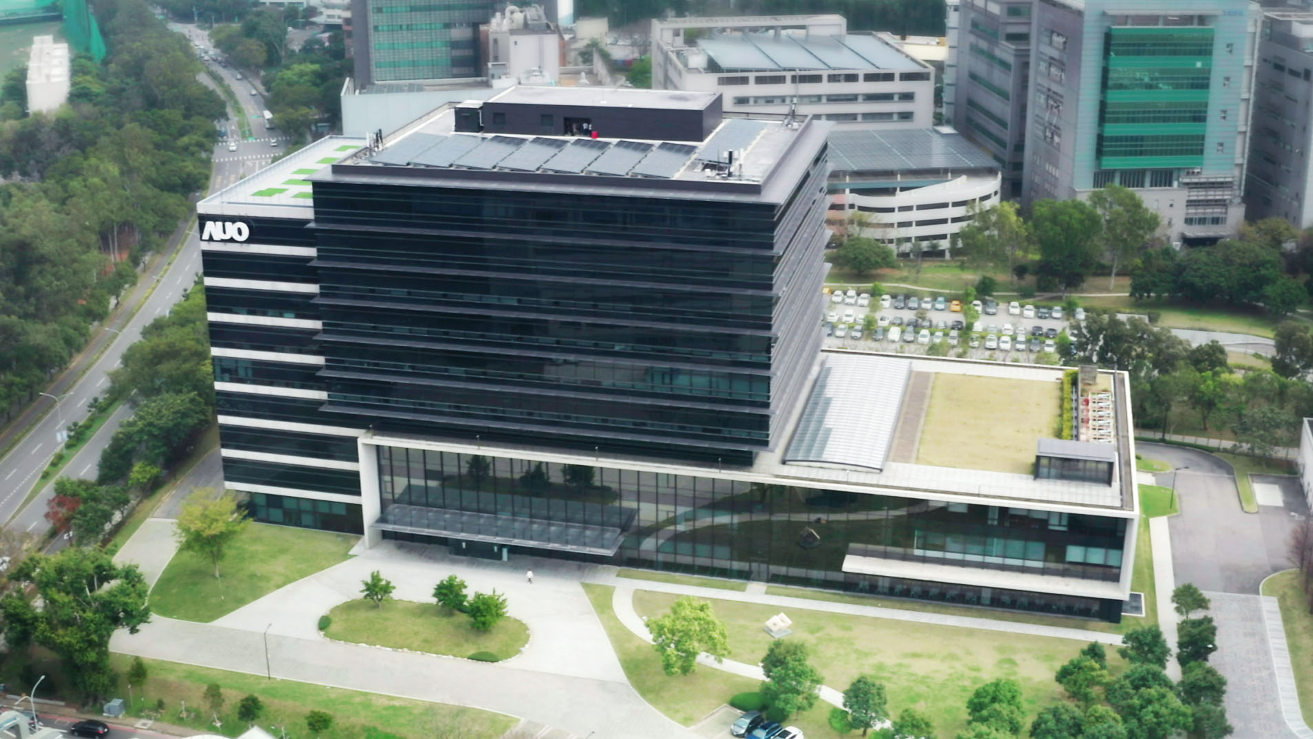 NG娱乐GRC总部大楼通过 ISO 14068-1碳中和查证